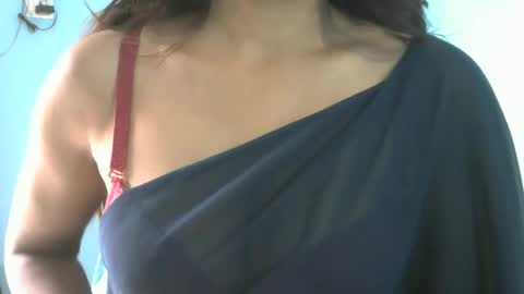 indiananu23 online show from December 20, 6:19 am