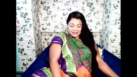 indiandelia online show from January 15, 5:50 am