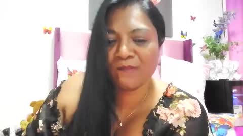 indiandelia online show from January 23, 7:18 pm
