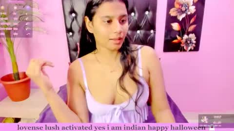 Snapshot of indianflame chatting on November 4, 7:40 am PARADISEQUEEN online show from November 4, 7:40 am