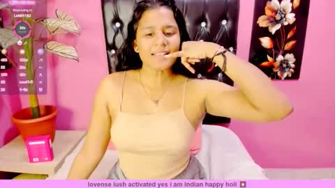 PARADISEQUEEN online show from March 4, 9:10 pm