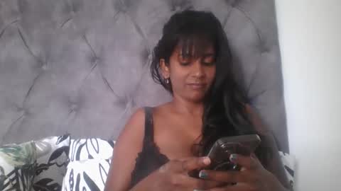 Snapshot of indianjasmin chatting on January 8, 5:05 am priya online show from January 8, 5:05 am