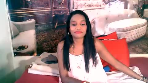 Leah online show from October 1, 5:46 am
