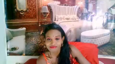 Leah online show from October 7, 6:38 pm