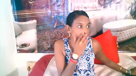 Leah online show from October 10, 6:45 am