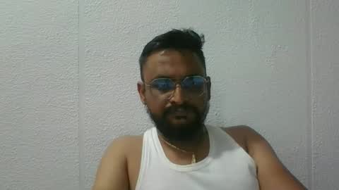 Snapshot of indianlover1433 chatting on September 30, 9:58 am Indian lover online show from September 30, 9:58 am