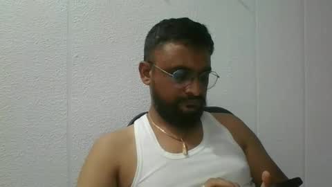 Snapshot of indianlover1433 chatting on October 8, 7:50 am Indian lover online show from October 8, 7:50 am