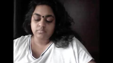 Snapshot of indianpooja1027 chatting on October 16, 8:48 am indianpooja1027 online show from October 16, 8:48 am