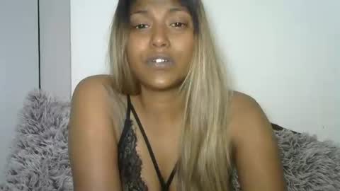 Snapshot of indianqtpie6 chatting on September 21, 6:20 pm indianqtpie6 online show from September 21, 6:20 pm