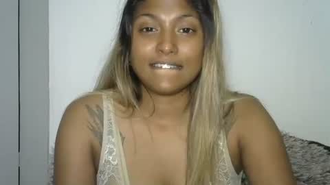 Snapshot of indianqtpie6 chatting on October 8, 6:16 pm indianqtpie6 online show from October 8, 6:16 pm