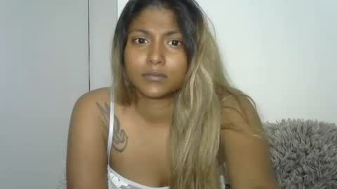 Snapshot of indianqtpie6 chatting on October 22, 6:18 pm indianqtpie6 online show from October 22, 6:18 pm