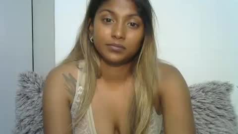 Snapshot of indianqtpie6 chatting on November 6, 6:20 pm indianqtpie6 online show from November 6, 6:20 pm