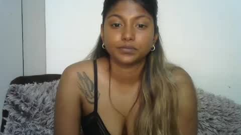 Snapshot of indianqtpie6 chatting on November 25, 6:46 am indianqtpie6 online show from November 25, 6:46 am