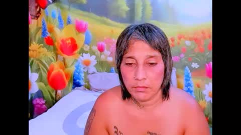 indianroxy27 online show from January 9, 1:41 am