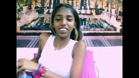 indiansexyslender4u2luv online show from January 3, 5:39 am