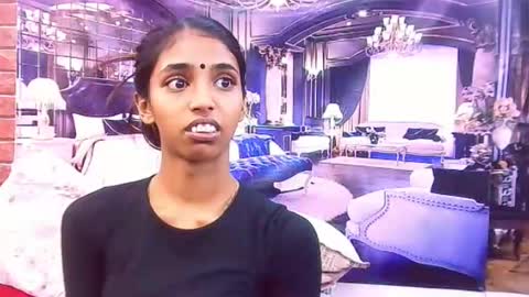 Snapshot of indiansexyslender4u2luv chatting on November 17, 5:13 am indiansexyslender4u2luv online show from November 17, 5:13 am