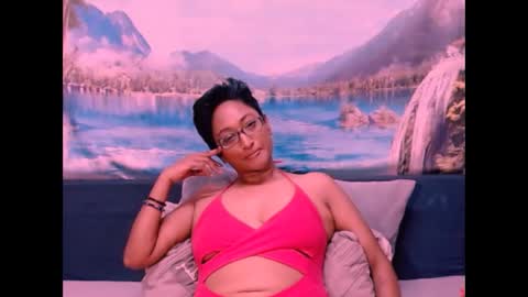 Snapshot of indianspicy69 chatting on December 21, 7:56 am Shreya online show from December 21, 7:56 am