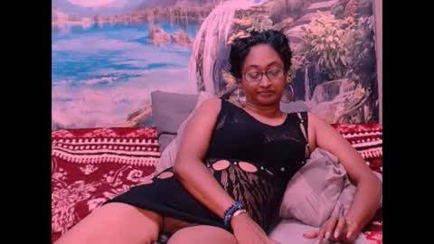 Snapshot of indianspicy69 chatting on February 7, 5:29 pm Shreya online show from February 7, 5:29 pm