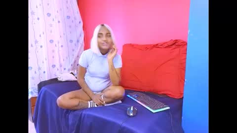 Snapshot of indiansumaya chatting on November 25, 6:02 am indiansumaya online show from November 25, 6:02 am