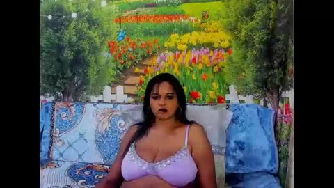 indianswtbella online show from October 8, 5:05 am