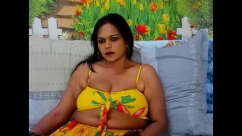 indianswtbella online show from October 9, 6:17 pm