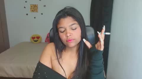 Aleja vallejo online show from October 21, 1:01 pm