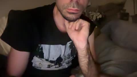 Snapshot of indiscriminator chatting on December 8, 8:09 am just1dude online show from December 8, 8:09 am