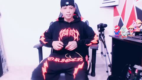 Snapshot of indomitablebeast chatting on January 15, 1:20 pm matias online show from January 15, 1:20 pm