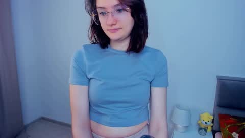 Kira online show from December 4, 4:11 am