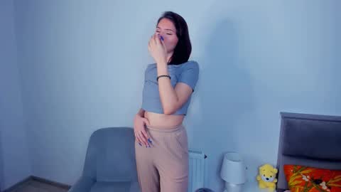 Kira online show from December 5, 5:38 am