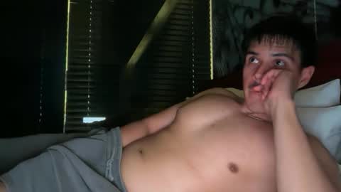 Lucas online show from November 26, 3:29 am