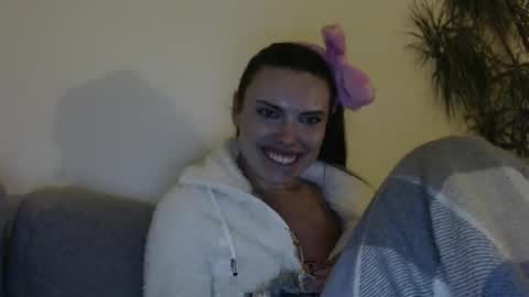 Snapshot of infinitiq45 chatting on February 20, 7:41 pm Sweet girl online show from February 20, 7:41 pm