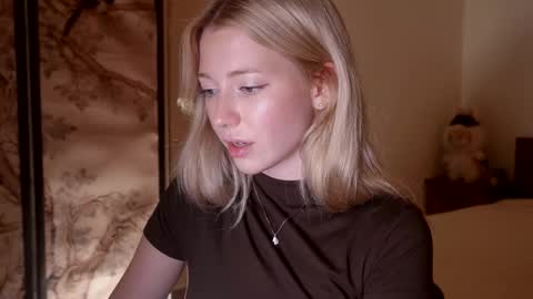 Snapshot of infinitysoul_ chatting on November 14, 4:38 pm Alexa.. Inst Fansly infinitysoul online show from November 14, 4:38 pm