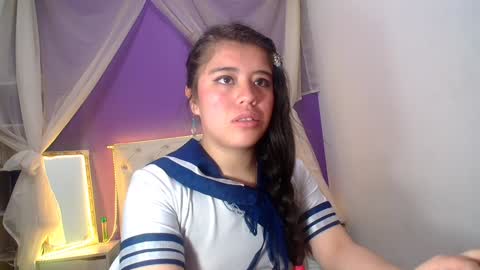 Snapshot of ingrid_casas chatting on December 23, 2:35 am Ingrid petite online show from December 23, 2:35 am