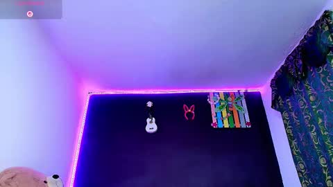 Ingrid Zese online show from March 7, 3:03 am