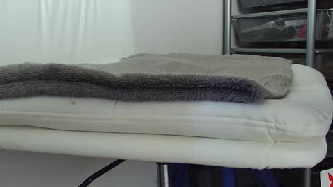 Hanging Out online show from January 18, 6:21 pm