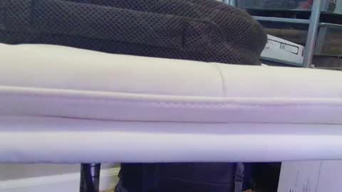 Hanging Out online show from October 7, 12:02 pm