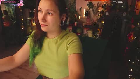 Snapshot of ink_bloom chatting on October 30, 4:03 am Im Stacy FOLLOW MY FANSLY FOR MORE online show from October 30, 4:03 am