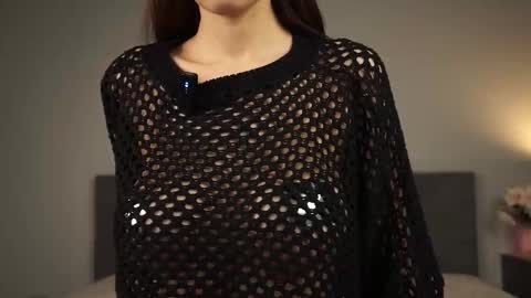 Luna and Dior online show from October 23, 1:21 pm