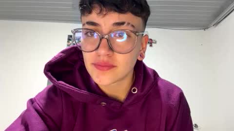 lyan onlyfans n linda online show from April 12, 2:16 am