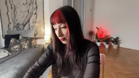 Xenia online show from September 28, 4:01 pm