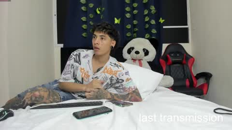 Snapshot of inksync_xc chatting on December 10, 7:00 pm cesar and daniela online show from December 10, 7:00 pm