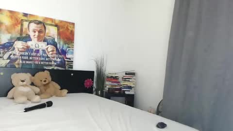 Snapshot of inna_sense chatting on March 10, 4:35 pm inna_sense online show from March 10, 4:35 pm