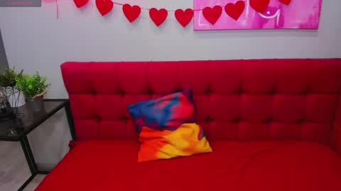 Snapshot of innalovely chatting on April 24, 1:30 am Inna online show from April 24, 1:30 am