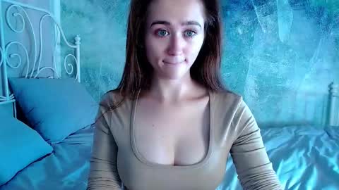 Lina online show from December 5, 12:41 am