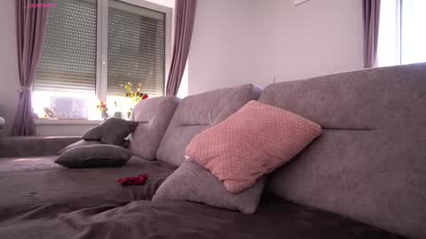 Snapshot of innocentemmy chatting on February 14, 1:29 pm Maria online show from February 14, 1:29 pm