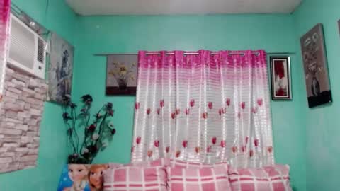 Snapshot of inocent_joy chatting on January 21, 1:54 pm inocent_joy online show from January 21, 1:54 pm