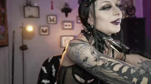   SANIA  online show from April 15, 7:58 pm