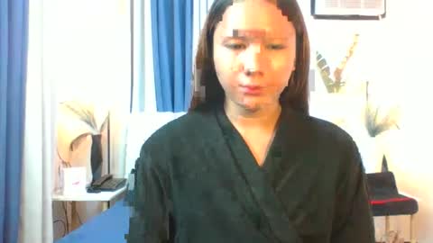 MAXINE online show from December 15, 8:36 pm