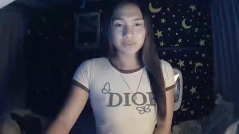 MAXINE online show from January 12, 5:22 pm